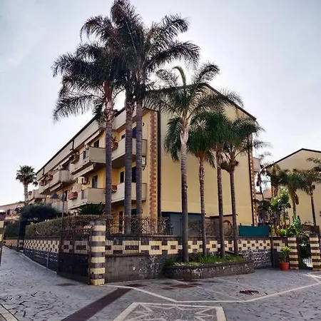 Casa Blu Mare, Rosso Vulcano Appartamento Mascali